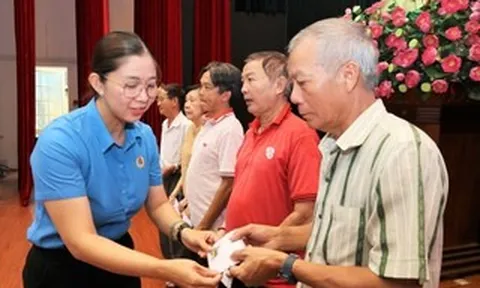 Thành ủy TPHCM ra chỉ thị mới về công tác giảm nghèo