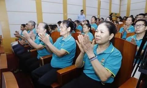 600 đại biểu đại diện cho hơn 10 triệu hội viên tham dự Đại hội Hội Nông dân Việt Nam lần thứ IX