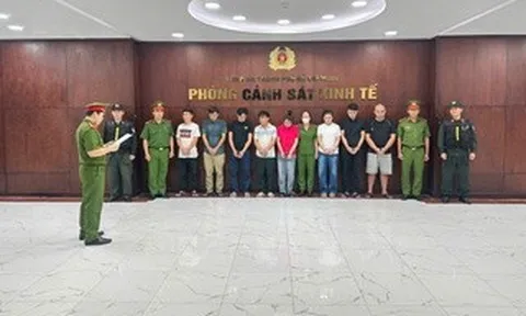TPHCM: Lật tẩy đường dây hợp thức hóa nguồn gốc động vật hoang dã, khởi tố nhiều kiểm lâm