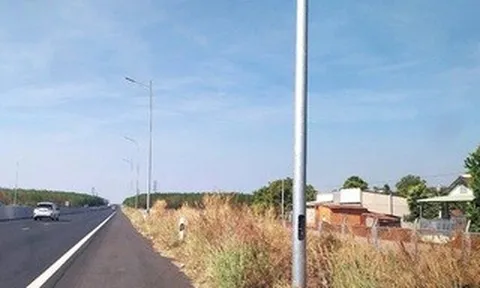 Trộm cáp điện trên cao tốc Phan Thiết - Dầu Giây, thiệt hại 9 tỉ đồng