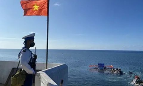 Kiêu hãnh giữa biển trời