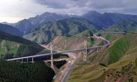Phát hiện một kế hoạch âm thầm kéo dài nhiều năm: Gần 200 triệu USD dùng để 'xẻ núi, mở đường', tham vọng phía sau khiến nhiều người ngỡ ngàng