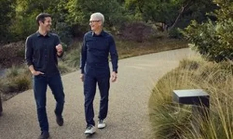 Tim Cook chỉ còn vài tháng làm CEO Apple: Canh bạc AI cuối cùng trước ngày chuyển giao quyền lực