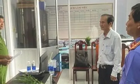 Khởi tố, cấm đi khỏi nơi cư trú nguyên hiệu trưởng Nhan Thanh Liêm