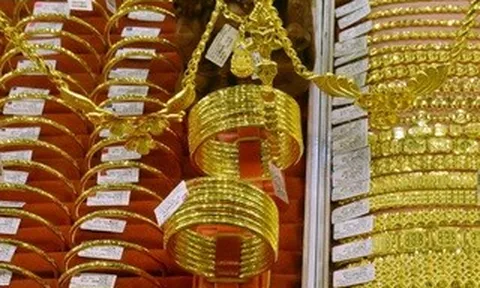 Giá vàng hôm nay 11-6: Vàng thế giới giảm 160 USD