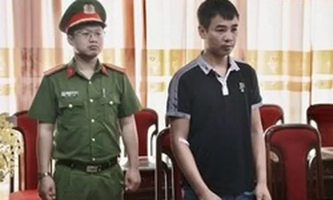 Quyết định bắt Đỗ Đình Dũng - đối tượng lao vào trụ sở chửi bới bóp cổ công an xã