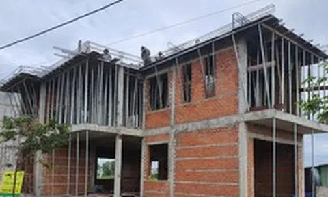 Nhà ở dưới 3 tầng, diện tích nhỏ hơn 250 m² được miễn giấy phép xây dựng