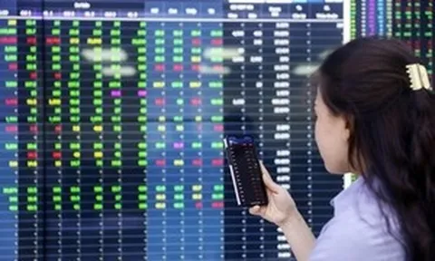 Cổ phiếu Vingroup thăng hoa, VN-Index tăng hơn 24 điểm