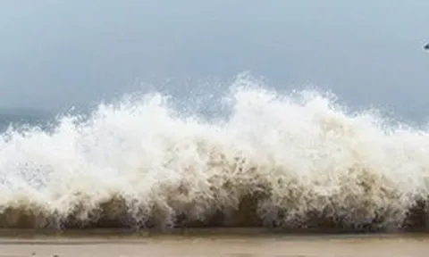 Áp thấp nhiệt đới ở Tây Bắc Thái Bình Dương có thể mạnh thành bão
