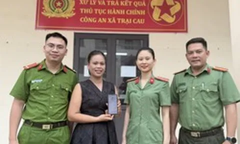 Chuyển khoản thành công 499.000.000 đồng vào tài khoản, người phụ nữ SN 1976 phải trình báo công an