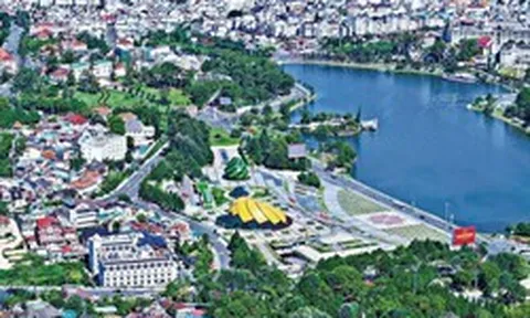 Vừa chi 3.000 tỷ thâu tóm dự án của Phát Đạt, nguyên giảng viên Đại học Bách Khoa tiếp tục đến tỉnh rộng nhất Việt Nam đề xuất đầu tư loạt dự án quy mô lớn