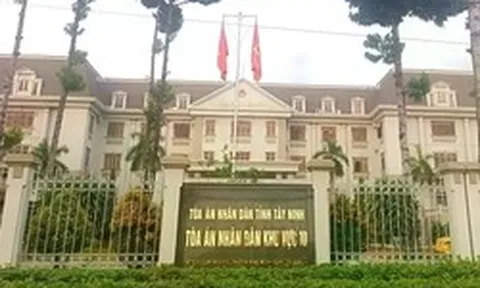 Dôi dư hàng trăm trụ sở ở vị trí 'đất vàng'
