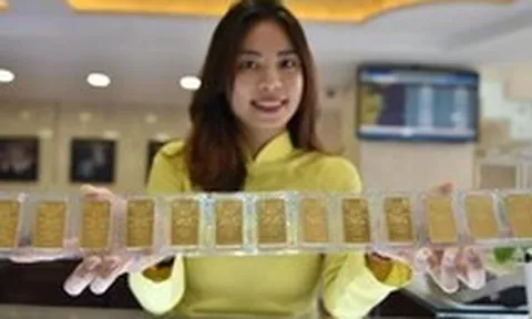 Giá vàng bật tăng mạnh