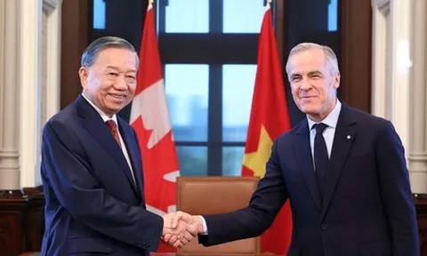 Việt Nam nâng cấp quan hệ với Canada lên Đối tác chiến lược