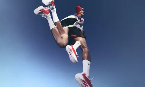 Hyperboost Edge – mẫu giày chạy bộ mới hướng đến hiệu suất và sự thoải mái