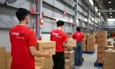 NINJA VAN ĐẨY MẠNH TRIỂN KHAI DỊCH VỤ TIẾP HÀNG NINJA B2B: GIẢI PHÁP TỐI ƯU VẬN HÀNH, TĂNG TỐC DOANH SỐ TRÊN TỪNG KỆ HÀNG