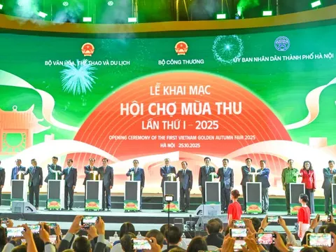 Toàn cảnh lễ khai mạc Hội chợ mùa Thu lần thứ nhất 2025 0