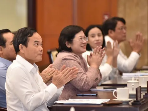 Bí thư Trần Lưu Quang chủ trì hội nghị thông báo kết quả Đại hội XIV của Đảng tại TPHCM