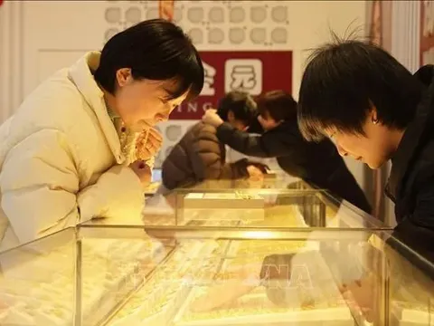 Ngân hàng Trung Quốc siết quản trị rủi ro với sản phẩm tích lũy vàng