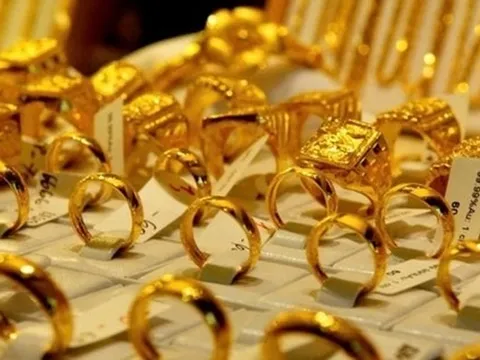 Sáng 7/2, giá vàng tăng lên hơn 179 triệu đồng/lượng