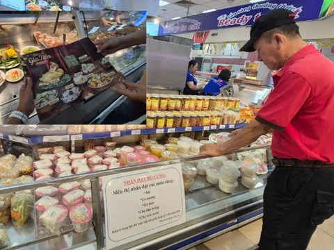 "Lên đời" mâm cúng ông Táo