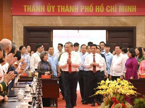 TP HCM đi trước, làm mẫu cho cả nước