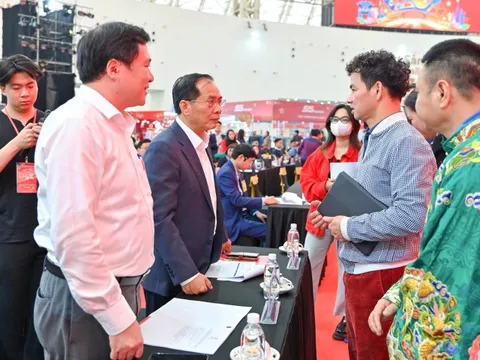 Phó Thủ tướng Bùi Thanh Sơn dự tổng duyệt Lễ bế mạc hội chợ Mùa Xuân 2026 0