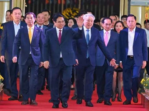 Thủ tướng: Biến những "cơ hội mùa Xuân" thành "thắng lợi của cả năm"