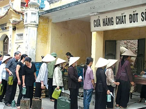 Bình minh sau đêm dài bao cấp