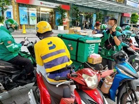 Giá xăng biến động, Grab, Be và ShopeeFood chi tiền hỗ trợ cho tài xế