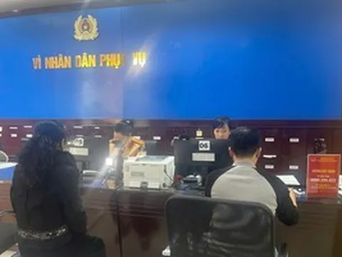 Cảnh báo tình trạng "cò" dịch vụ cấp, đổi giấy phép lái xe