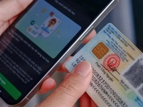 Những loại giấy tờ nào bị Vietcombank, VietinBank, Agribank, BIDV ngừng chấp nhận, sẽ bị khóa tài khoản ngân hàng