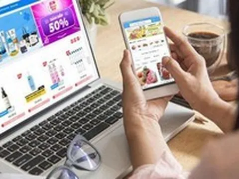 Người bán 1.000 đơn/ngày trên sàn TMĐT hỏi: Có được gộp xuất hóa đơn một lần? Cơ quan Thuế trả lời