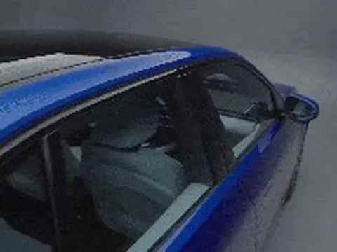 BMW trình làng xe điện mới đi được 900 km/lần sạc