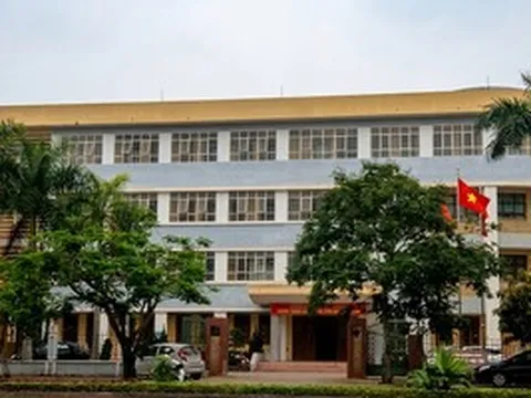 Chưa thi tuyển 416 giáo viên, tài liệu ôn thi đã bán trên mạng xã hội ở Quảng Trị?