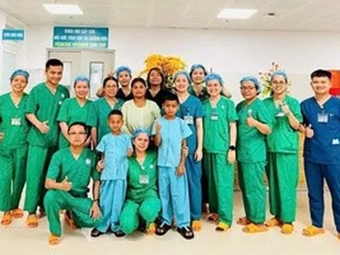 Hai bệnh nhi ở Đà Nẵng "chiến thắng tử thần" sau khi dùng thuốc giải độc 8.000 USD/lọ