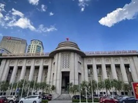 Ngân hàng Nhà nước tăng lượng OMO chào thầu nhưng vẫn hút về gần 26.000 tỷ, lãi suất liên ngân hàng tiếp tục tăng