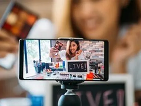 Từ 2.200 đồng/phút: AI Streamer ảo đang "vắt kiệt" 18 tiếng traffic chết, đe dọa nhân sự nghề livestream