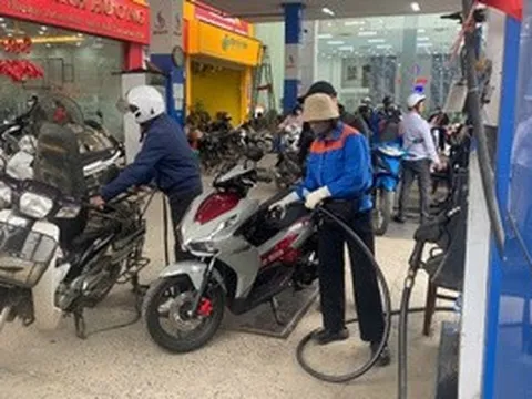 Giá xăng dầu của Việt Nam so với khu vực thế nào?