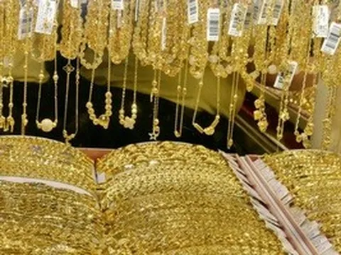 Giá vàng hôm nay, 25-3: Tiếp tục đi lên