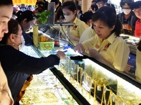 Giá vàng hôm nay, 26-3: Biến động rất mạnh