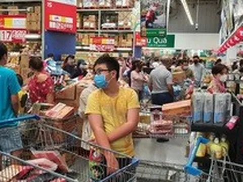 Tác động từ xung đột Trung Đông, chi phí lãi vay tăng cũng bào mòn lợi nhuận doanh nghiệp