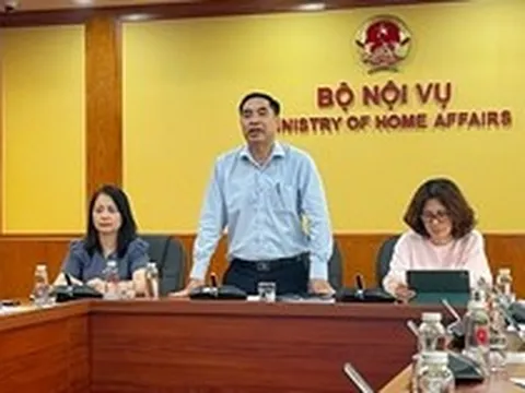 Bộ Nội vụ: Không có chủ trương hoán đổi để nghỉ 9 ngày dịp Giỗ Tổ và 30/4-1/5