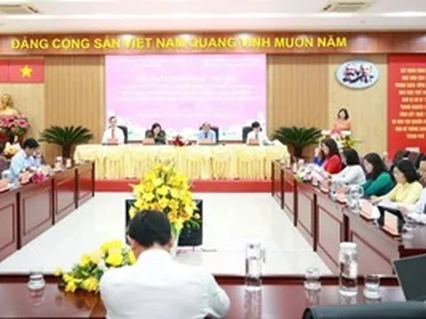 “Chậm một chút là thông tin trái chiều đi nhanh hơn”