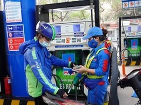 Việt Nam ứng phó linh hoạt thế nào giữa 'bão giá' xăng dầu toàn cầu?