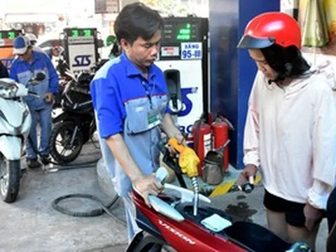 Bộ Công Thương theo sát diễn biến giá xăng dầu để điều hành phù hợp