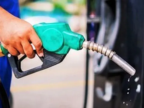 Cơ quan thuế phát hiện dấu hiệu bất thường tại DN xăng dầu trước và sau tăng giá