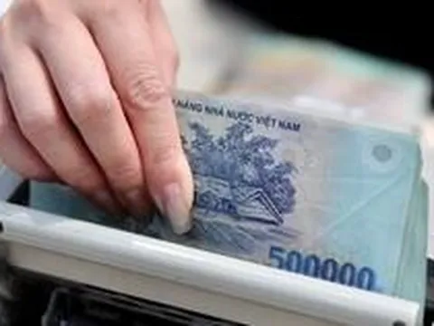 Lãi suất huy động đạt 10%/năm, thời gian tới sẽ tăng hay giảm?