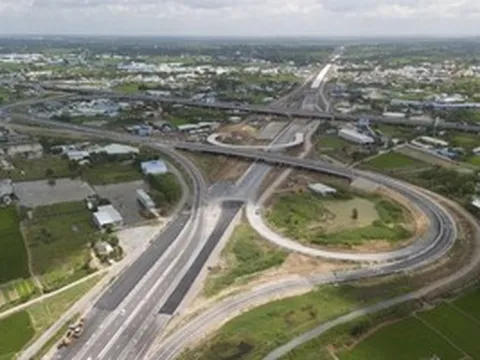 Đường Vành đai 3 TPHCM đoạn qua Tây Ninh tăng tốc về đích