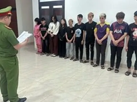 Thi hành lệnh bắt tạm giam Phạm Thị Thảo Vy SN 2004